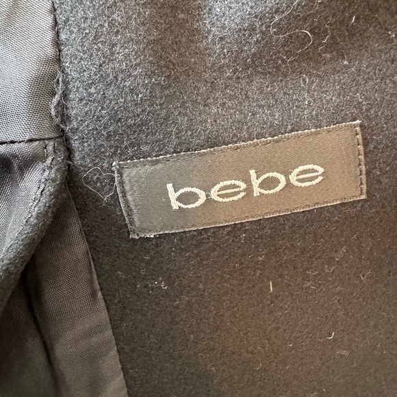 EUC! bebe Ruffle Back Blazer, Sz 6 - Picture 4 of 7